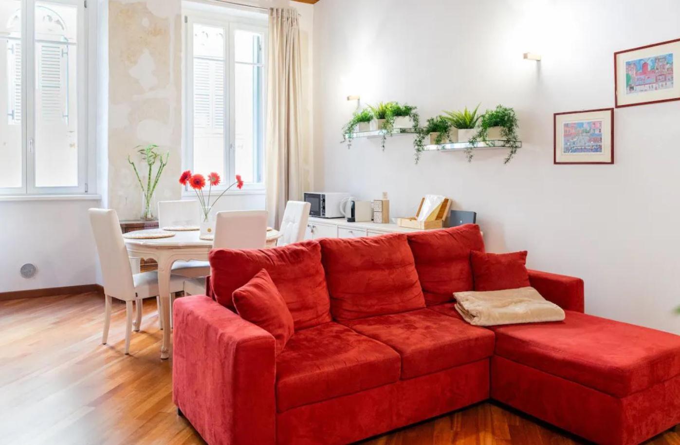 Magnolia Home - Piazza Delle Erbe Vérone Extérieur photo